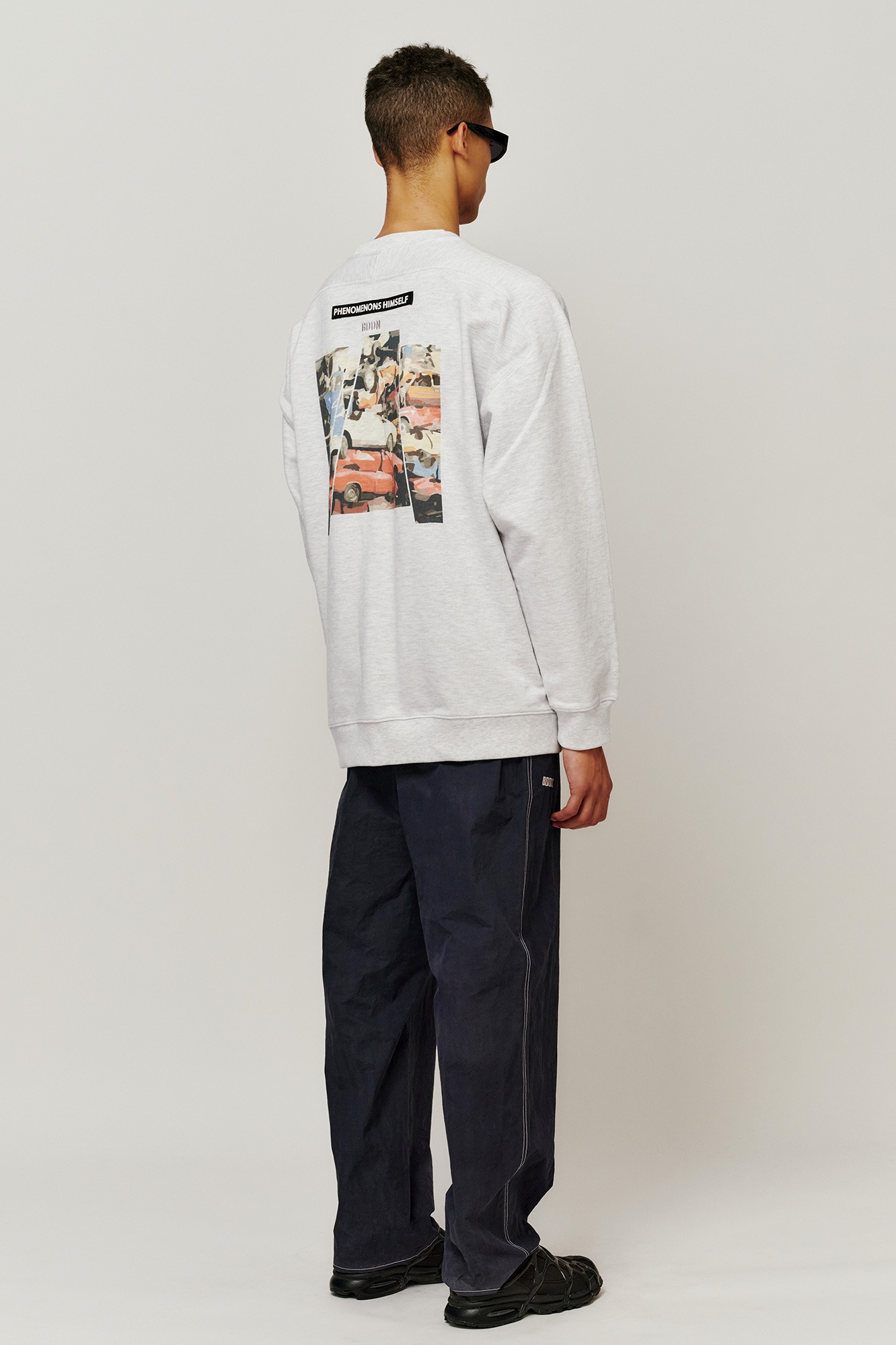 Graphic Loose-fit Sweatshirt (L/Grey)